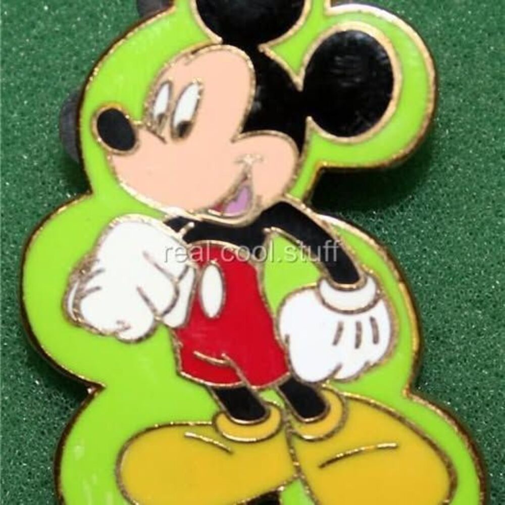 Mickey Mouse Expressions Booster Collection - Grinning